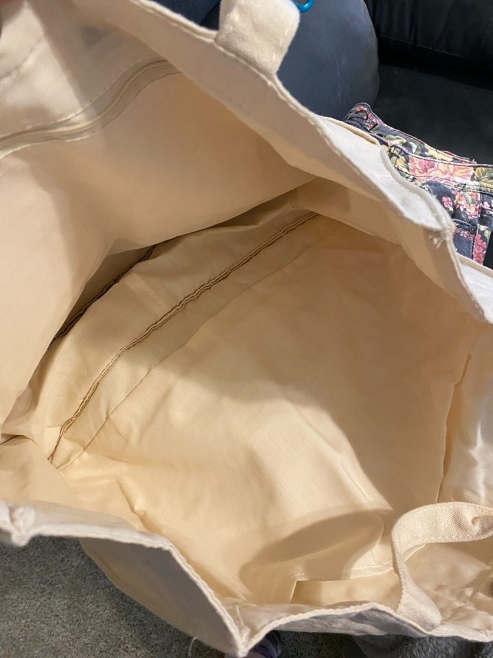 Hairstylist Canvas Tote Bag with Paisley Trim - Beige and Blue - Picture 4 of 5